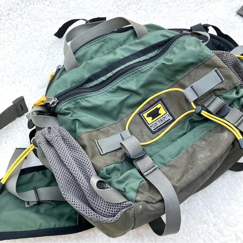 Travelsmith Medium Size Backpack 16x15x5